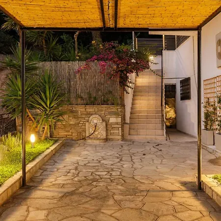 Azure Breeze - Coastal Chic Getaway By The Sea Nyaraló