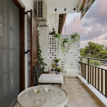 Nyaraló Azure Breeze - Coastal Chic Getaway By The Sea *